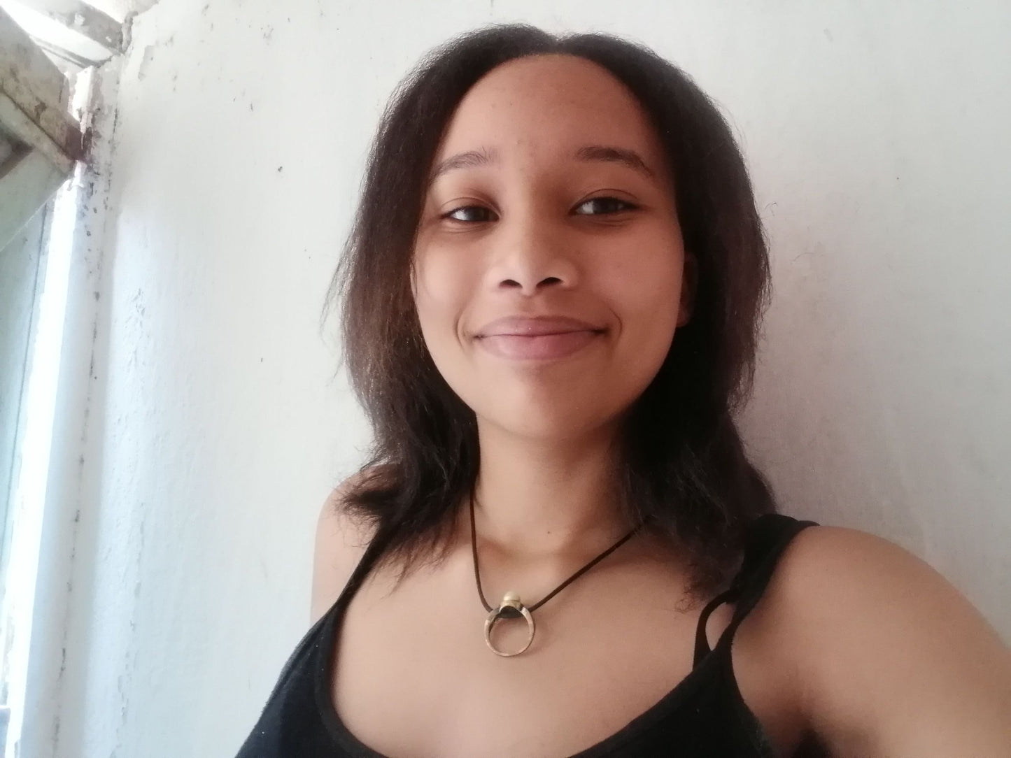 House sitter hair down