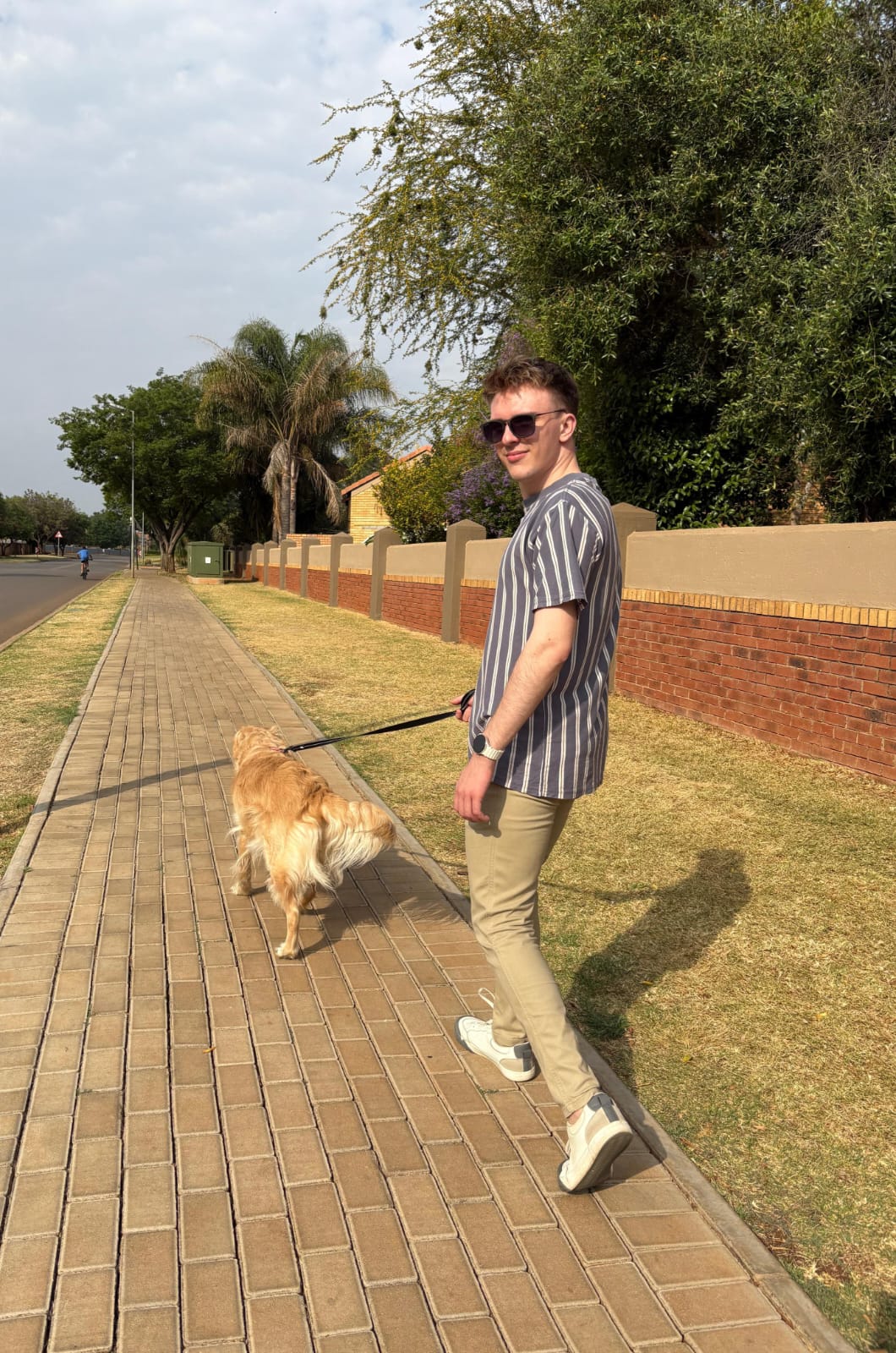 Eugenne - Live-In House & Pet Sitting